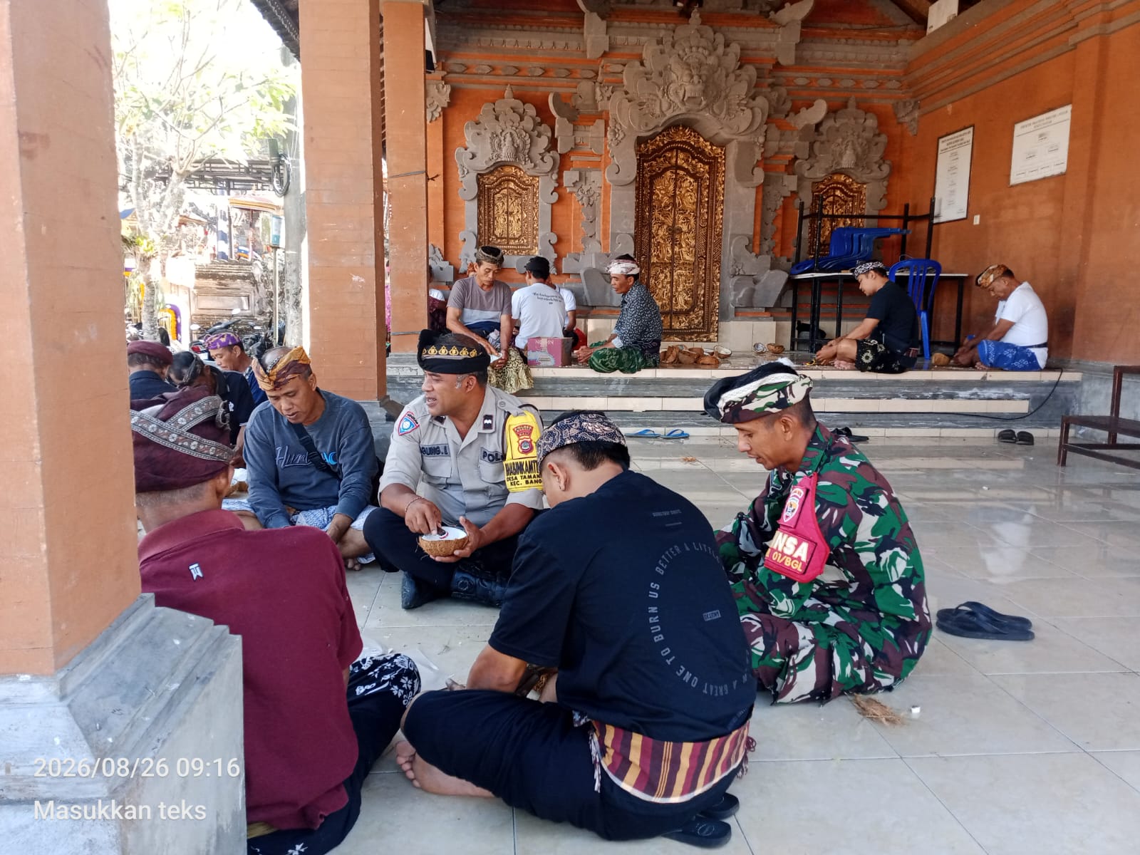 Babinsa Tamanbali Hadir Di Tengah Masyarakat