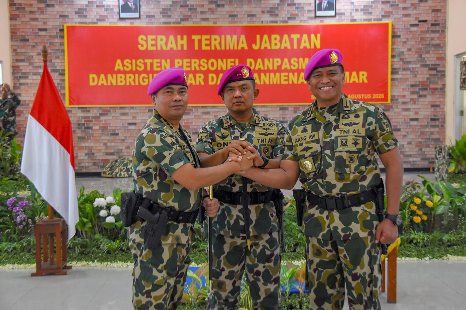 Kolonel Marinir Eko Budi Prasetyo Adi Saputro Pegang Tongkat Komando