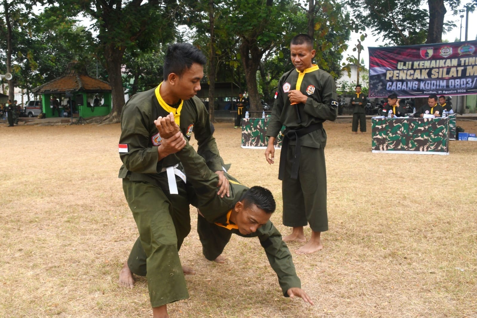 Teknik Pencak Silat Militer
