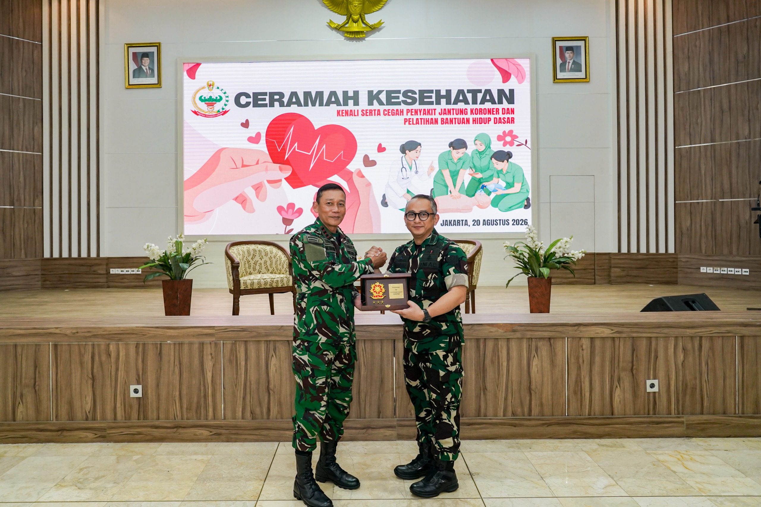Kostrad Bekali Prajurit PNS Beserta Keluarga