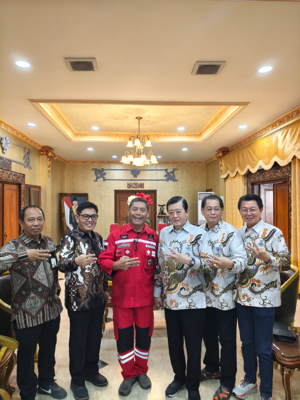 Gelar Acara Peresmian Jembatan Gantung