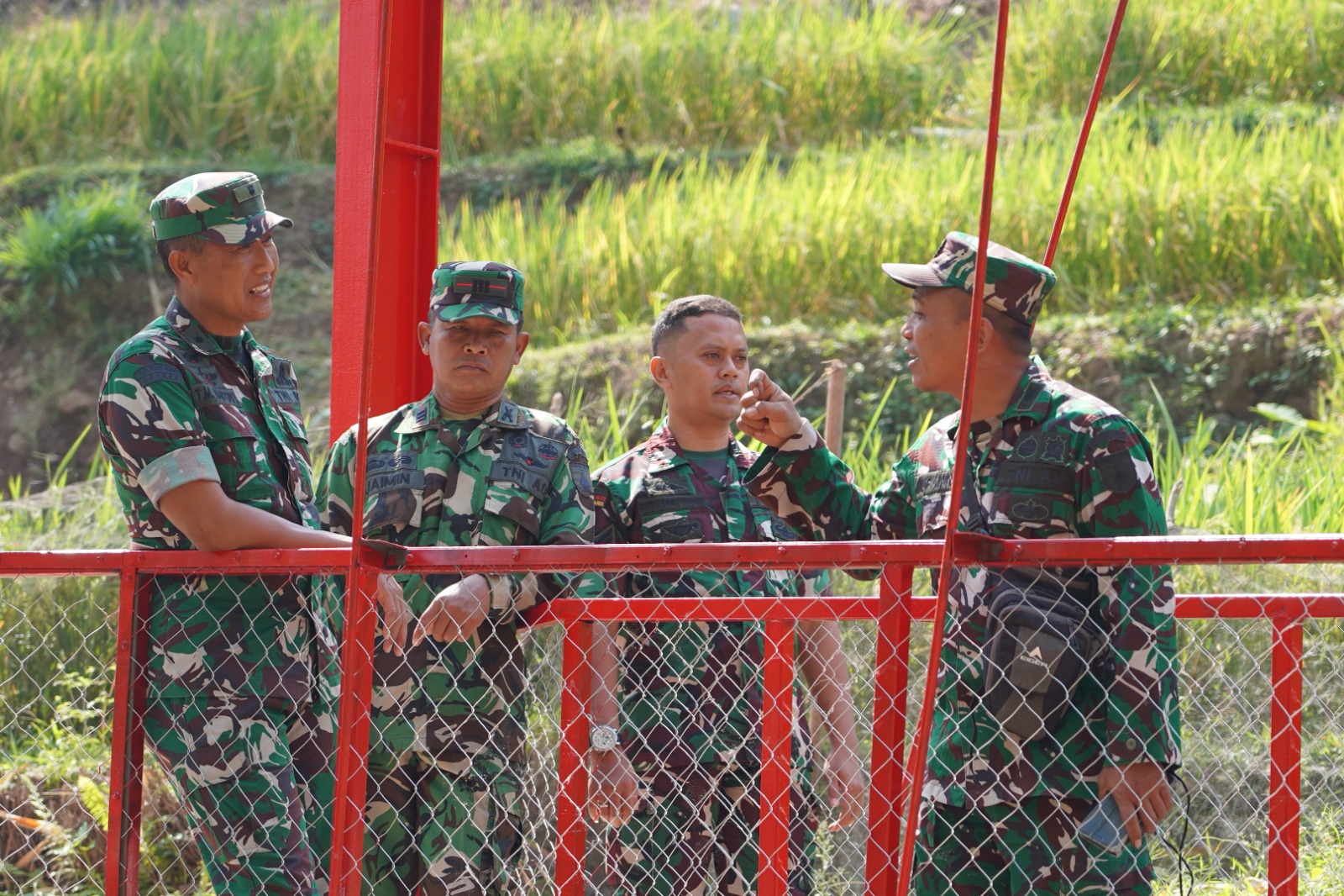 Korem 081/DSJ Tinjau Jembatan Garuda