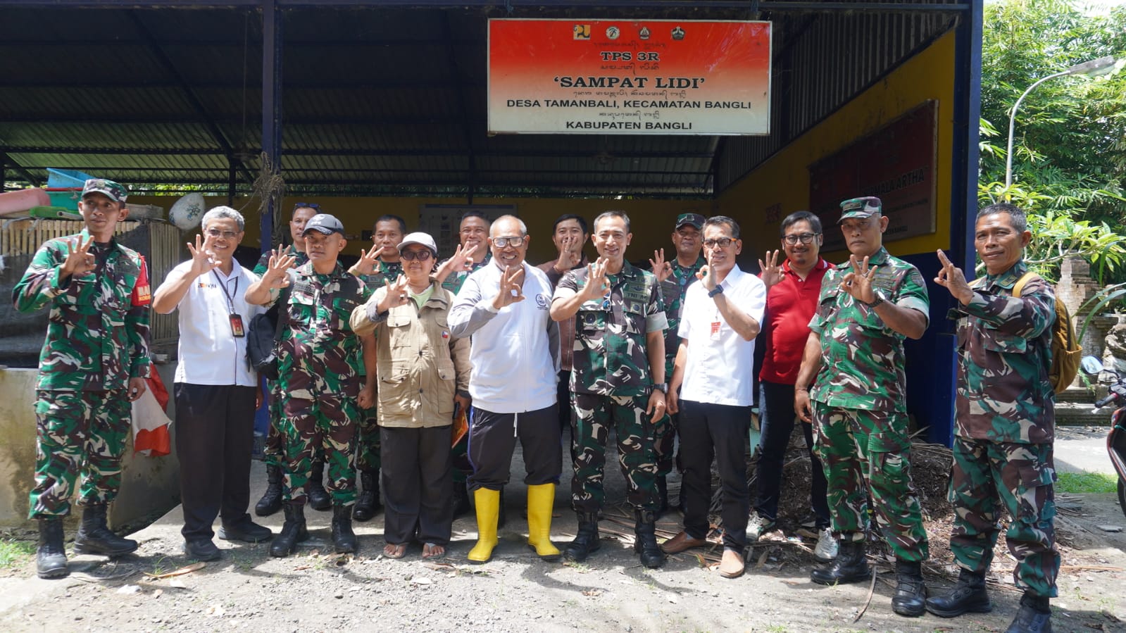 Kapoksahli Pangdam IX/Udayana Tinjau Pengelolaan
