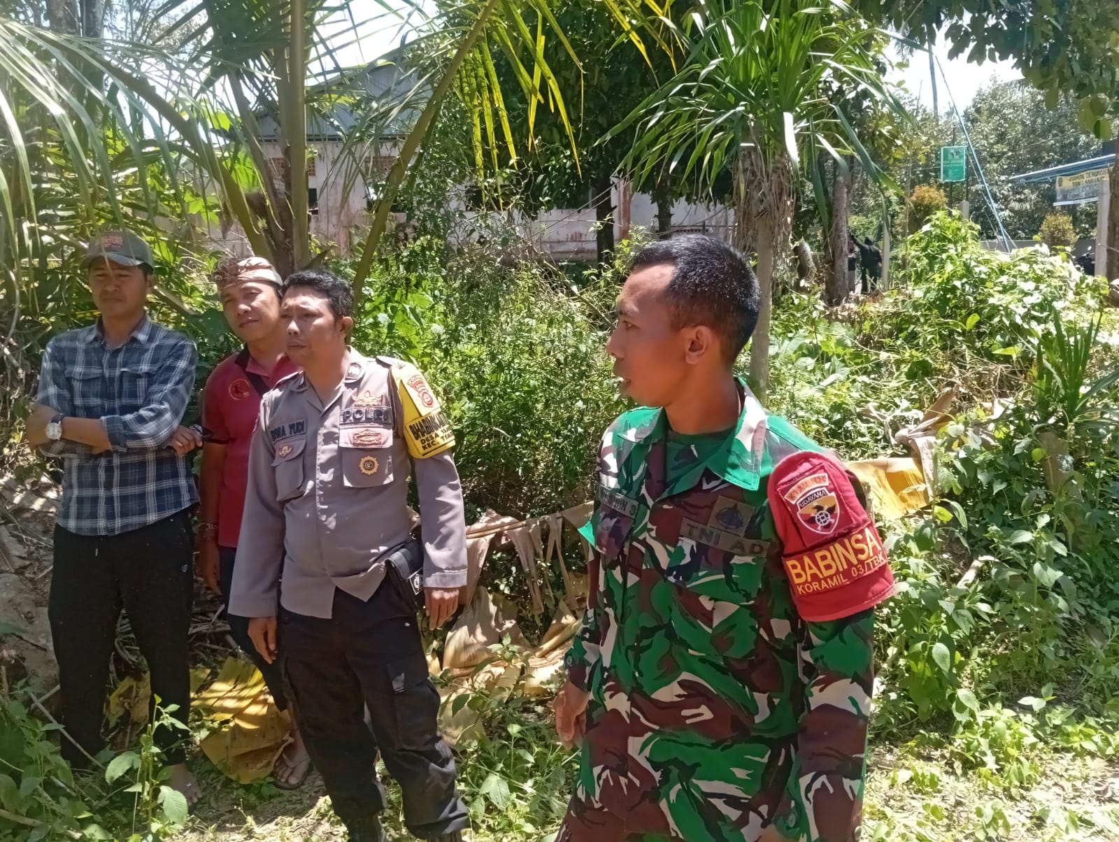 BABINSA YANGAPI BERSAMA TIM GABUNGAN