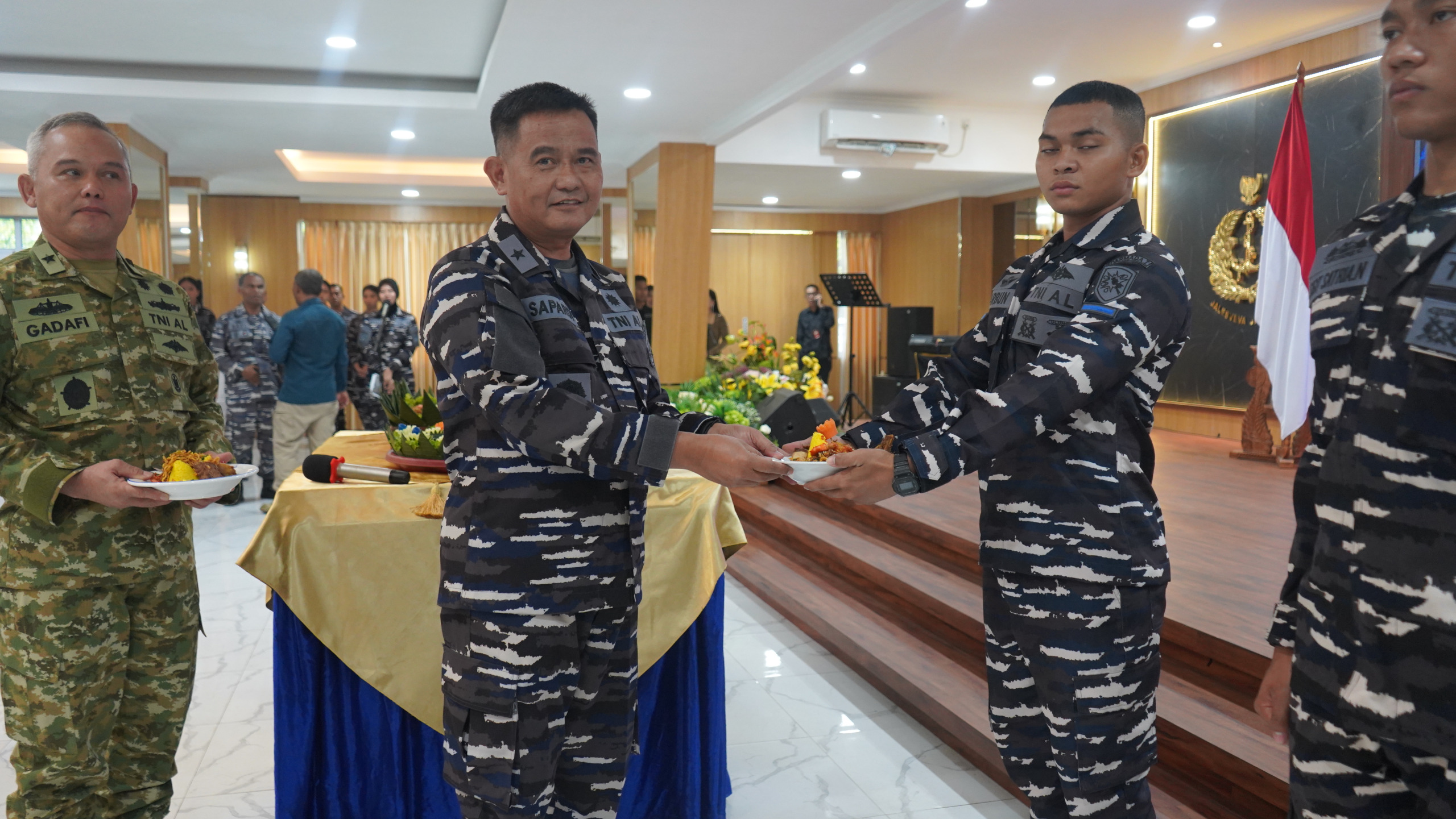 GELORAKAN SEMANGAT  JALESVEVA JAYAMAHE
