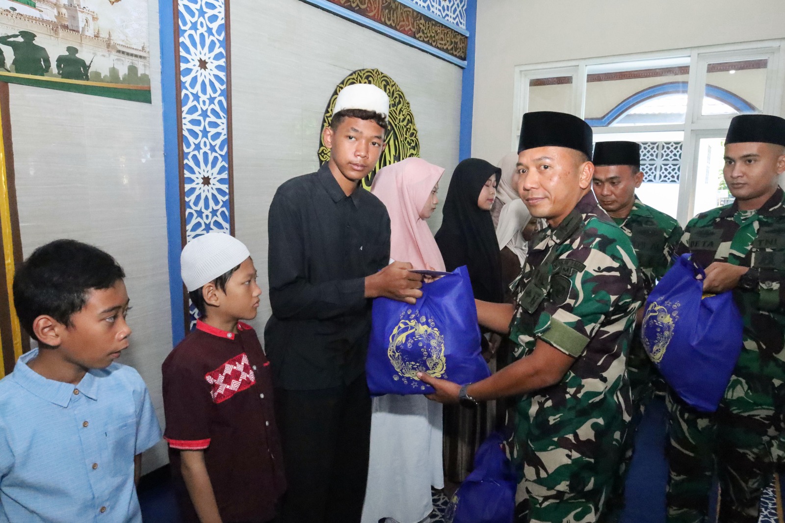 Menkav 2 Marinir Peringati Maulid Nabi
