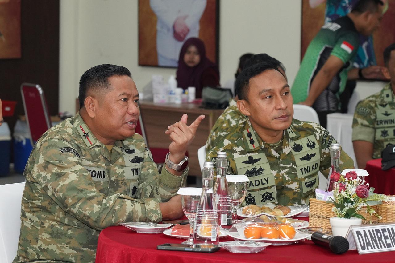 HUT Ke-81 TNI di Gresik