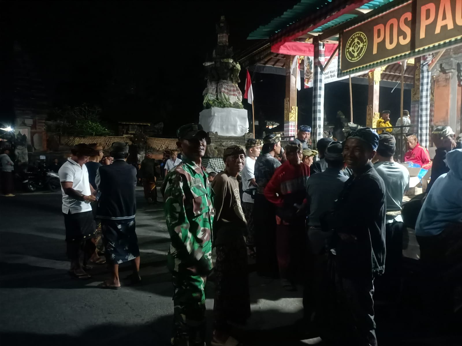Babinsa Bersama Bhabinkamtibmas Lakukan Pengamanan