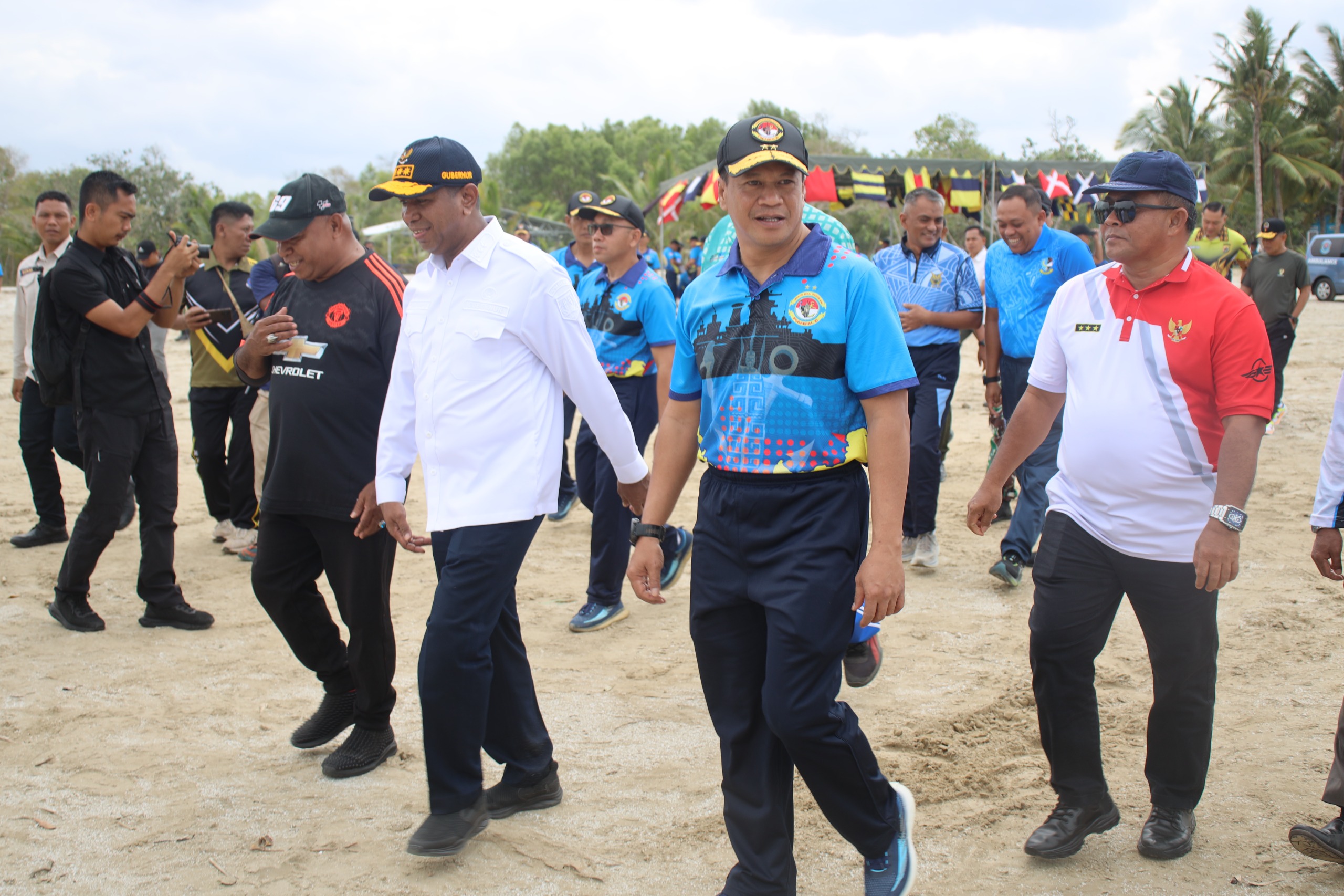 KOMANDAN KODAERAL XI PIMPIN PENANAMAN
