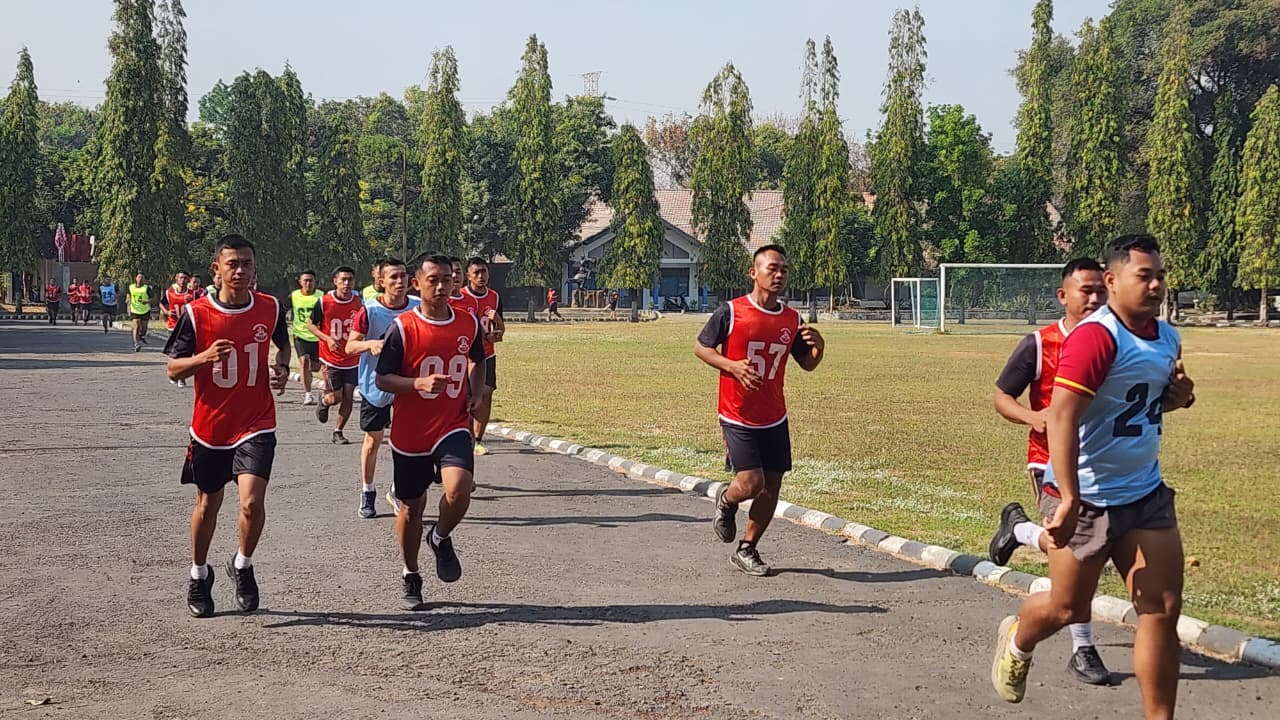 Prajurit Batalyon Tank Amfibi 2 Marinir Laksanakan Garjas