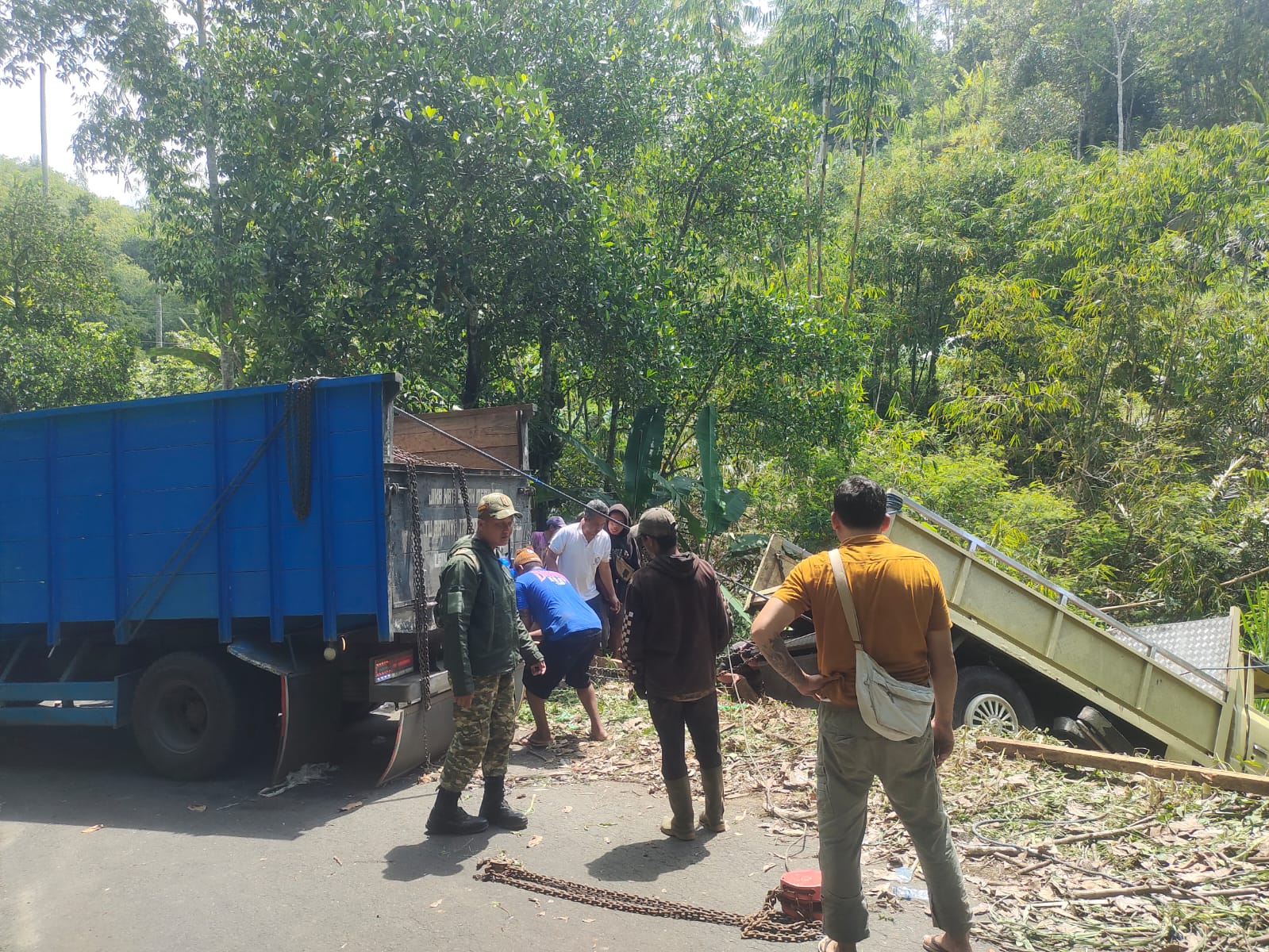 Babinsa Bersama Bhabinkamtibmas Lakukan Pemantauan