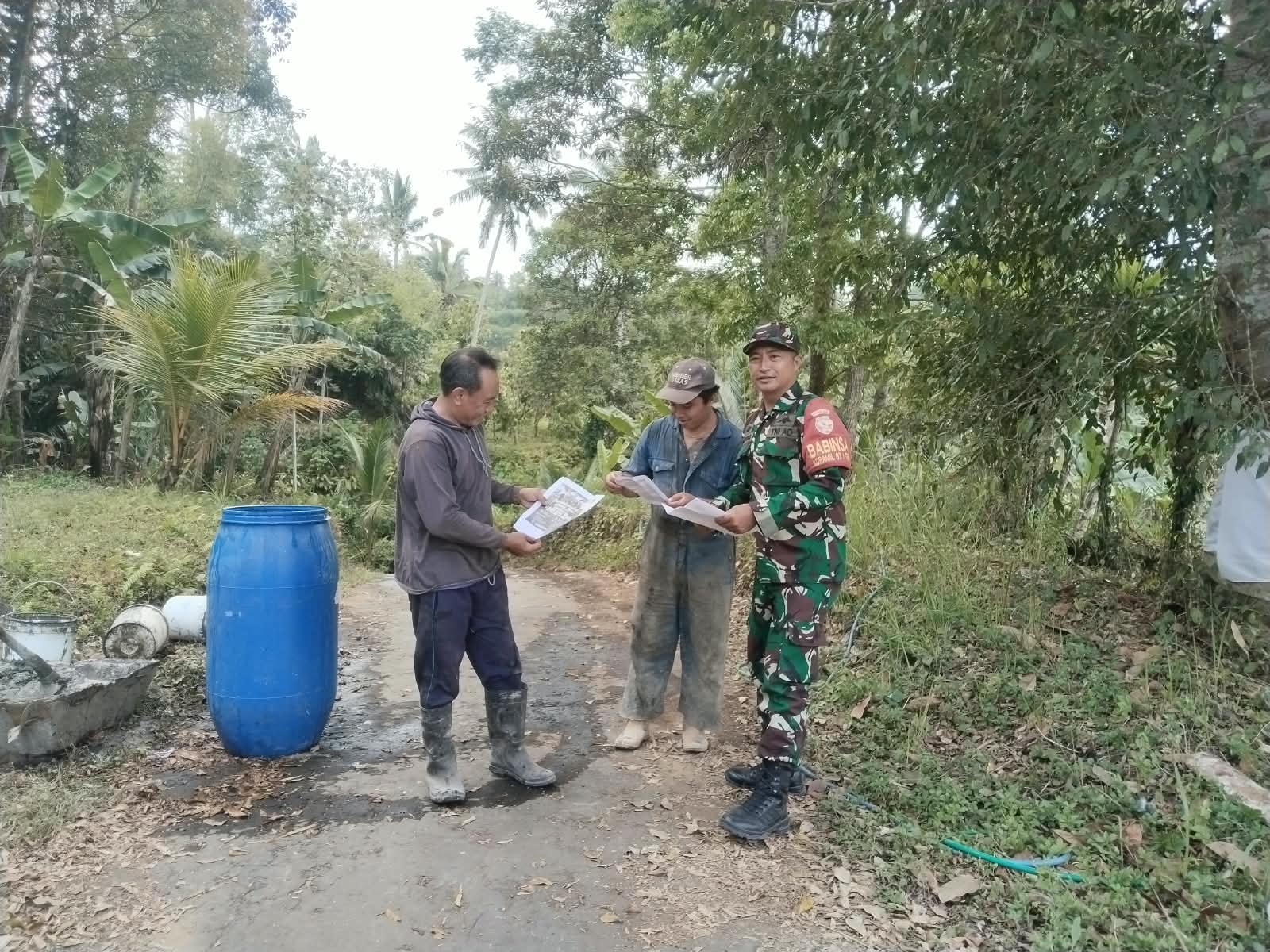 Komsos Babinsa Tembuku Jadi Sarana Sosialisasi