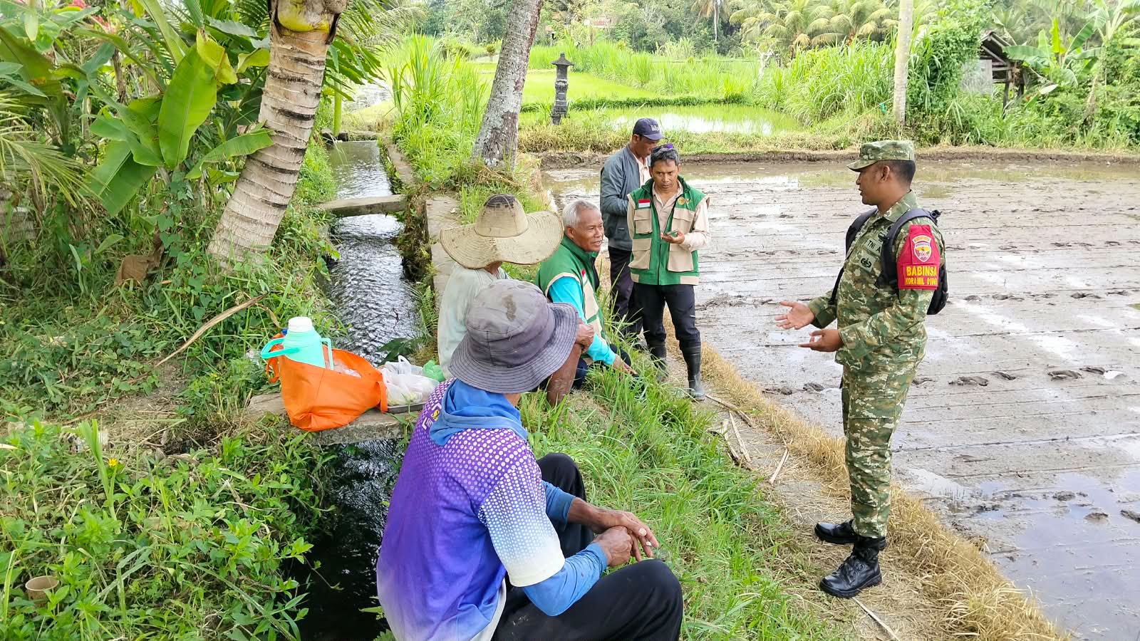 BABINSA DESA BUNUTIN DAMPINGI KEGIATAN