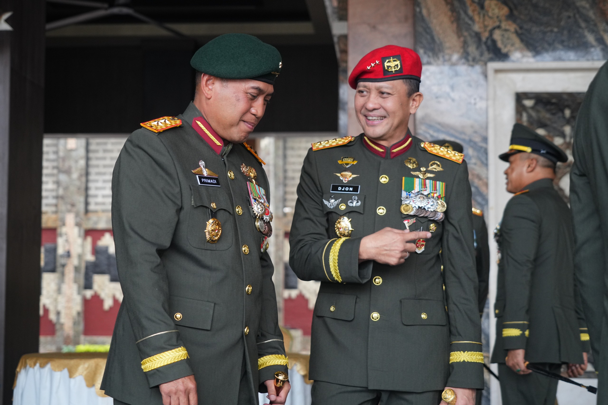 Yonif 502 Kostrad Terima Penghargaan