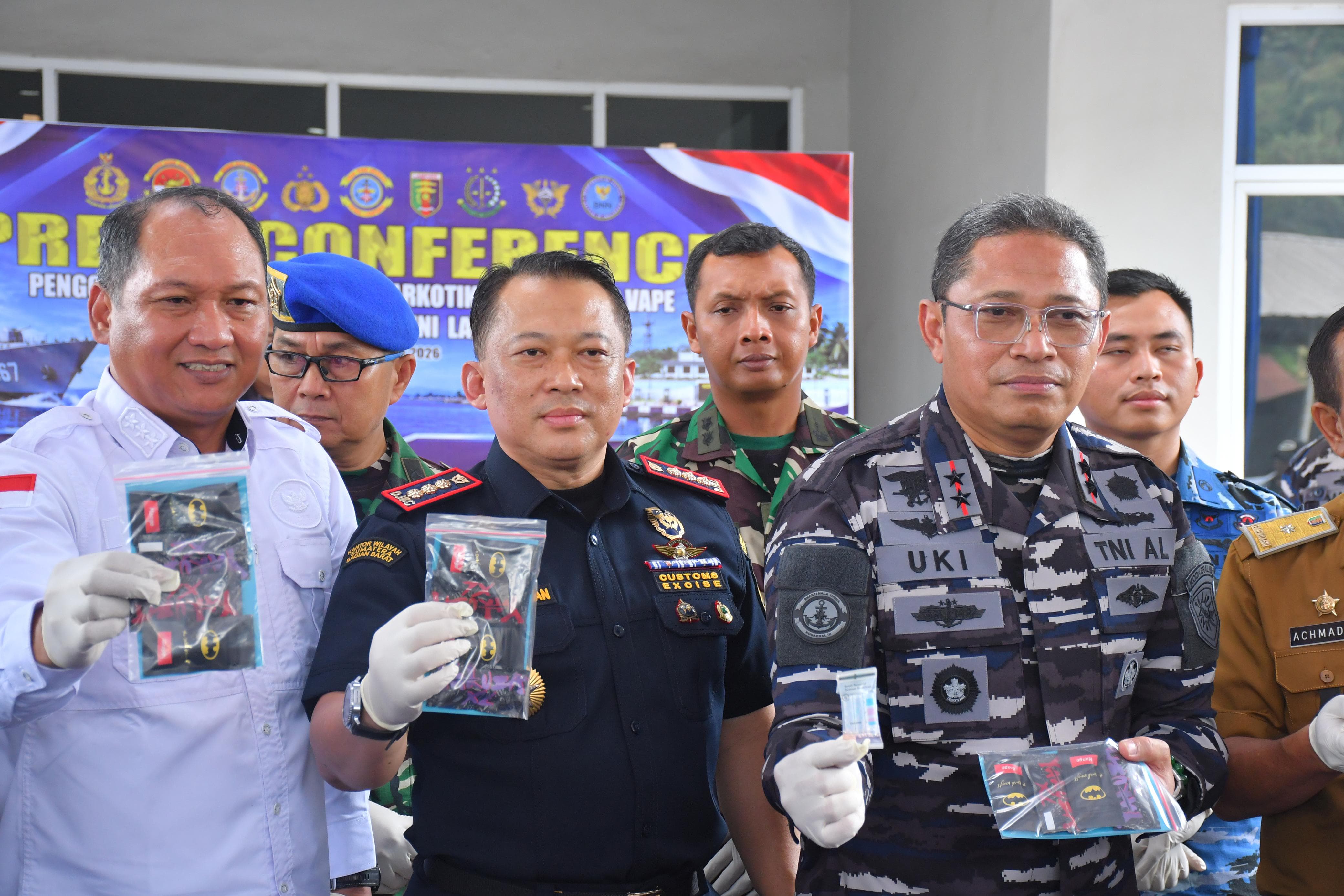 DANKODAERAL III UNGKAP PENGGAGALAN PENGIRIMAN RIBUAN CARTRIDGE VAPE