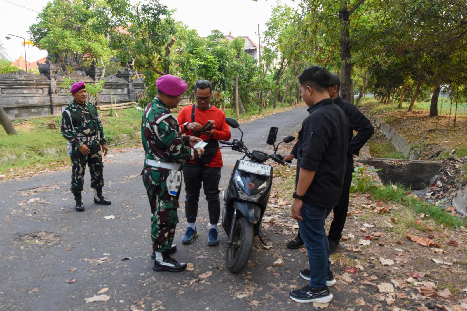 Staf Intelijen Bersama Provost Brigif 2 Marinir