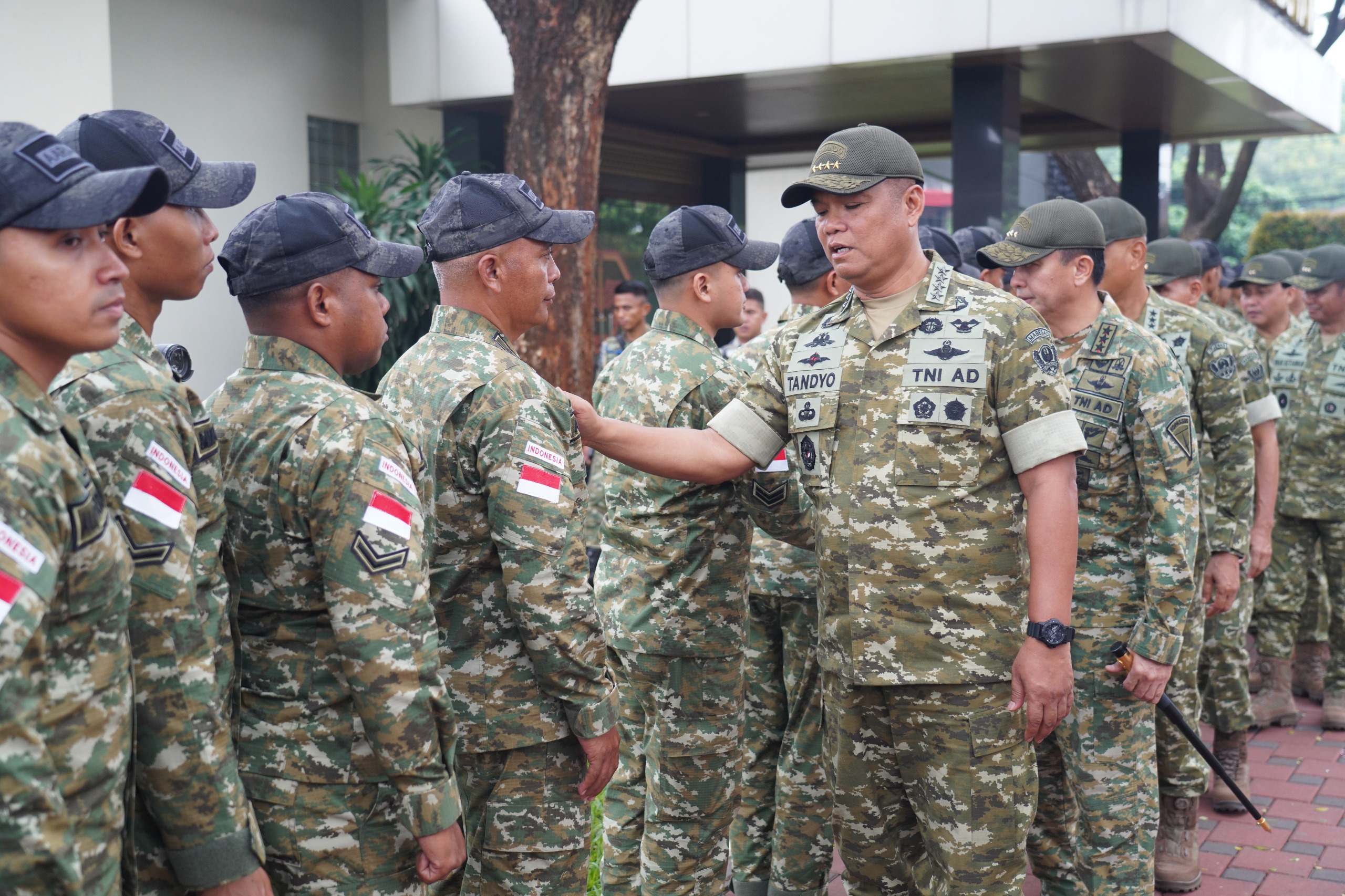 Kasad Lepas Kontingen AARM Ke-34/2026