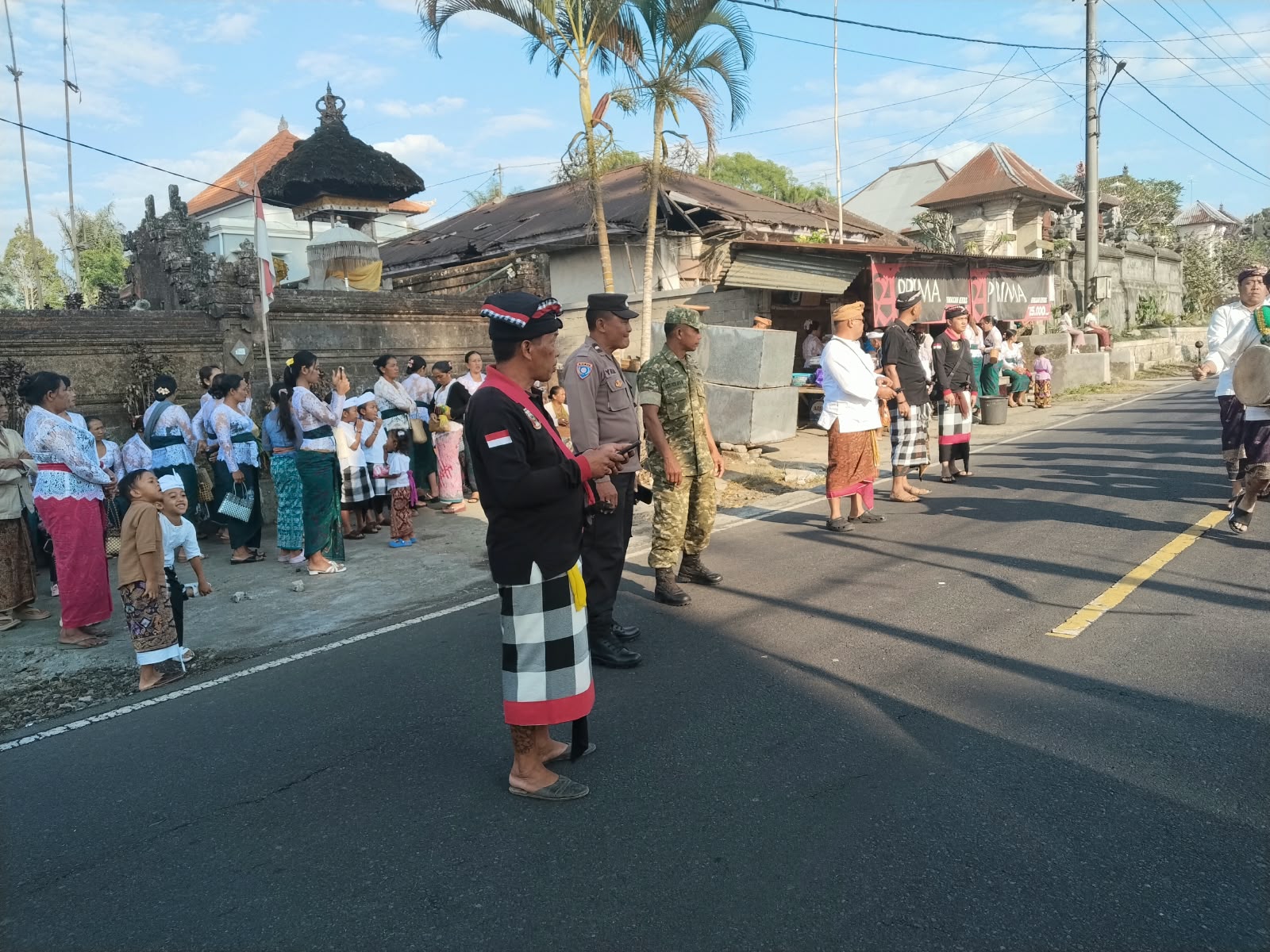 1001974647.jpg
