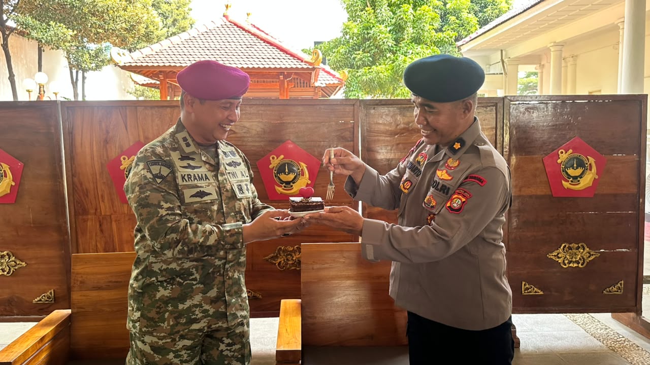 SEMANGAT SINERGITAS TNI BERSAMA POLRI