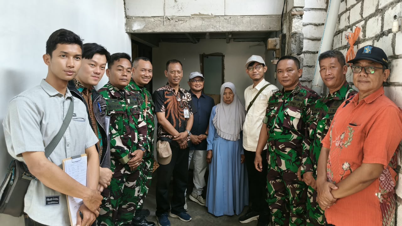 Kodim Surabaya Serahkan Kunci Rumah