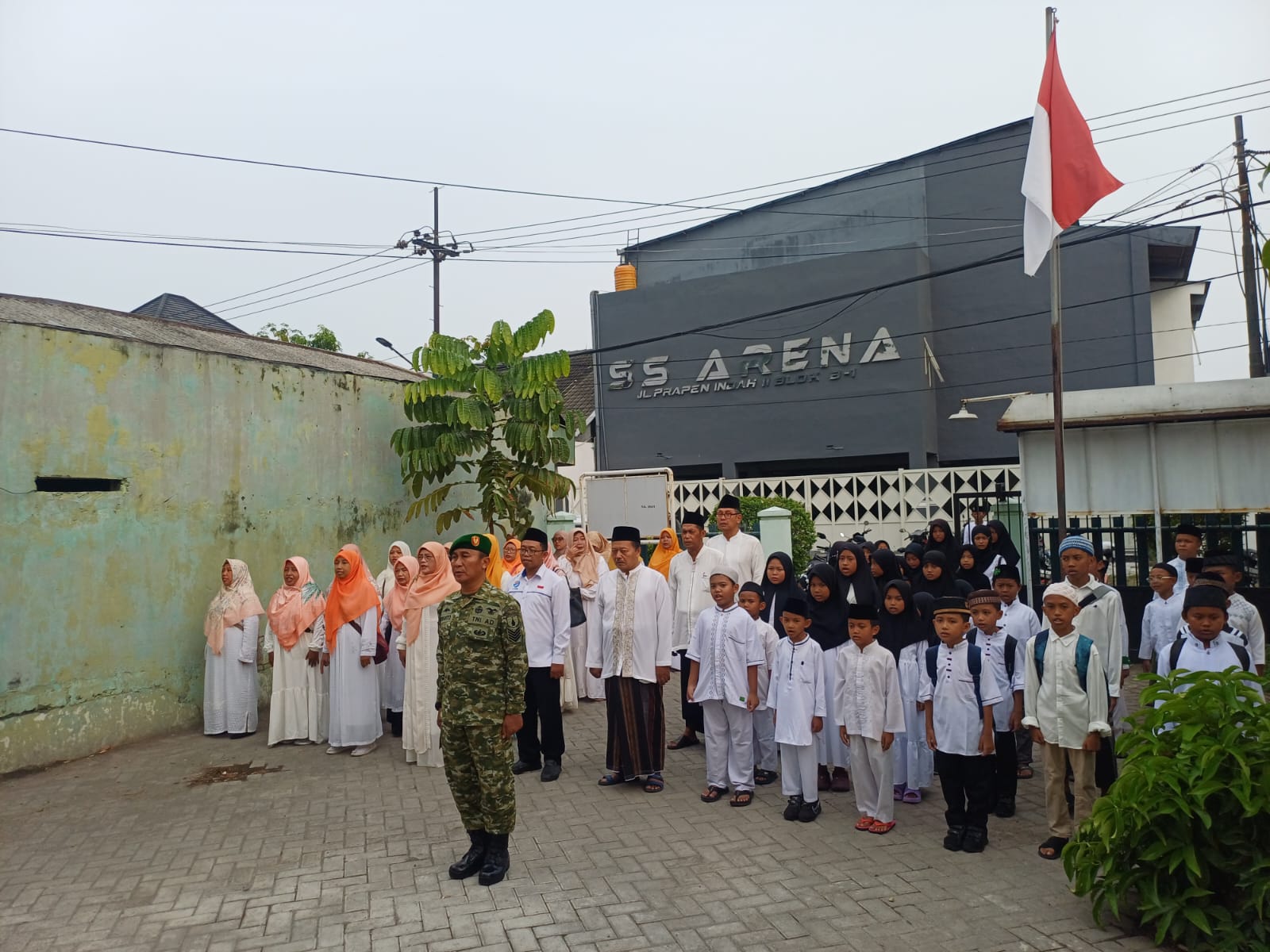 Koramil Tenggilis Mejoyo Hadiri Apel