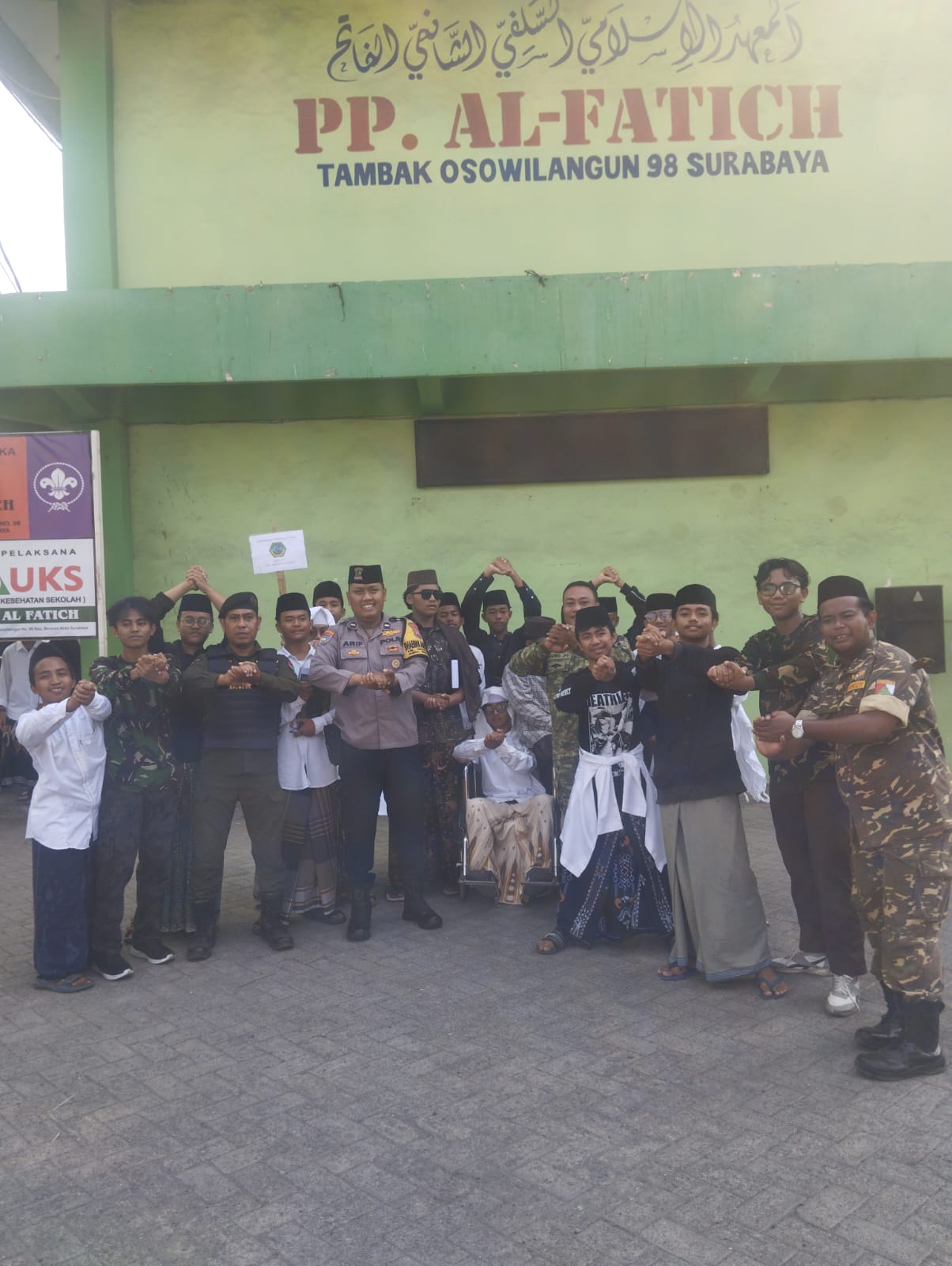 Babinsa Bersama Bhabinkamtibmas Hadiri Peringatan