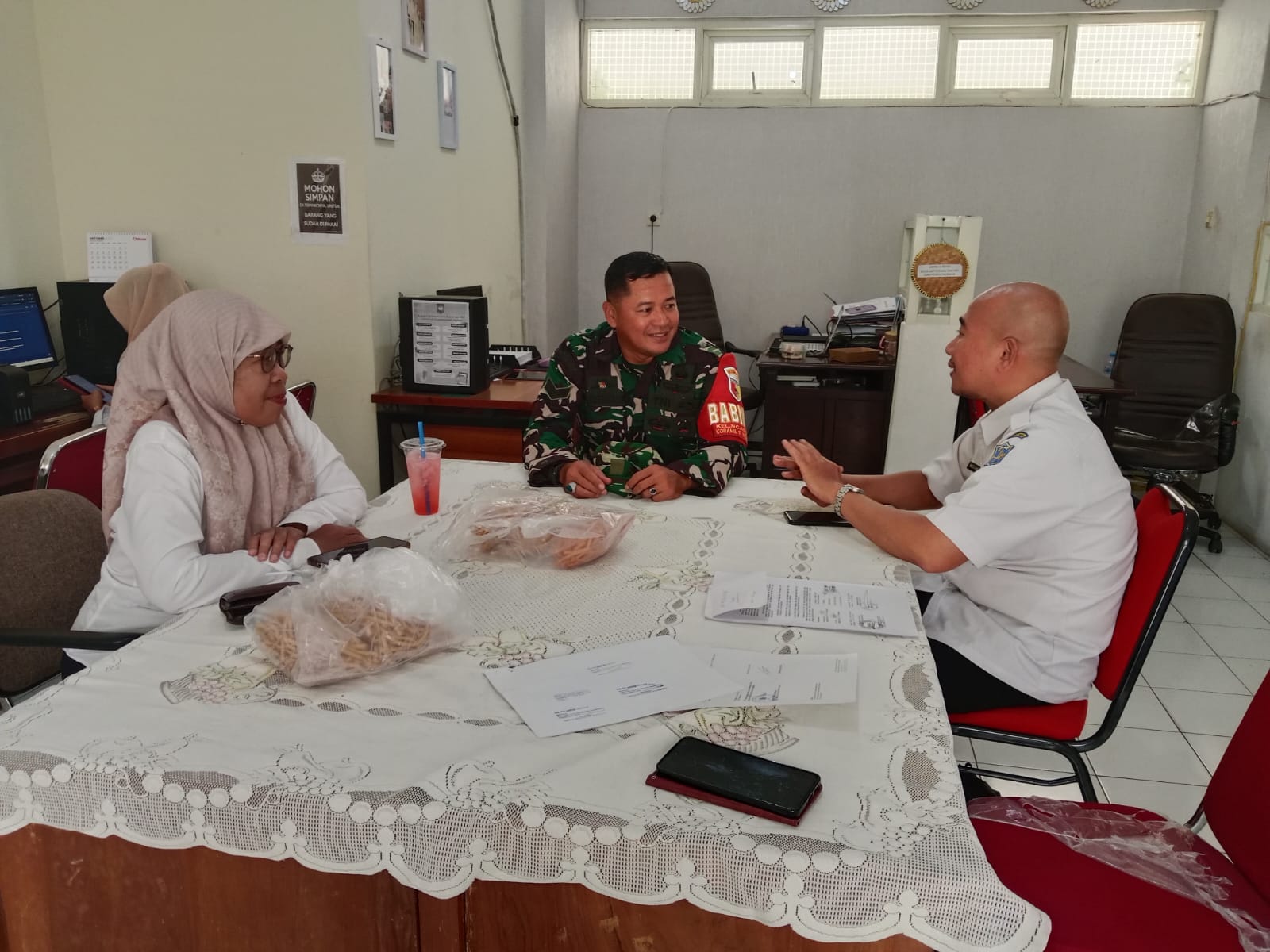Babinsa Ngagel Rejo Perkuat Sinergi