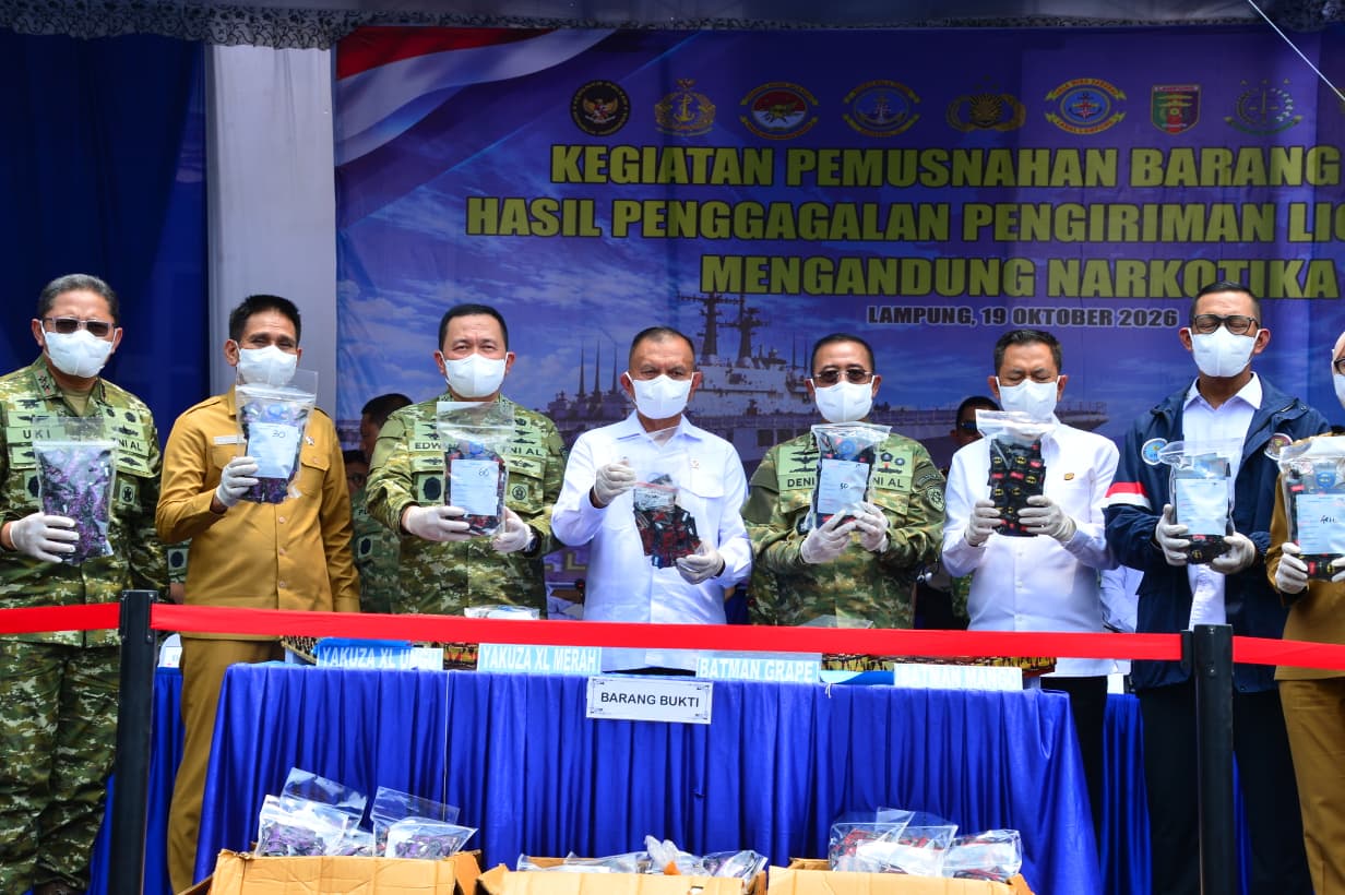 TNI AL MUSNAHKAN RIBUAN CARTRIDGE LIQUID VAPE