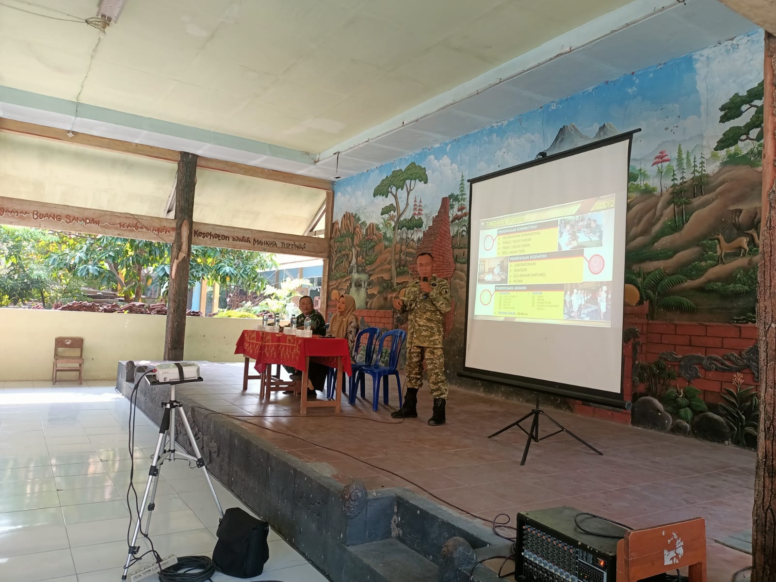 Danramil 0815/18 Berikan Pembekalan
