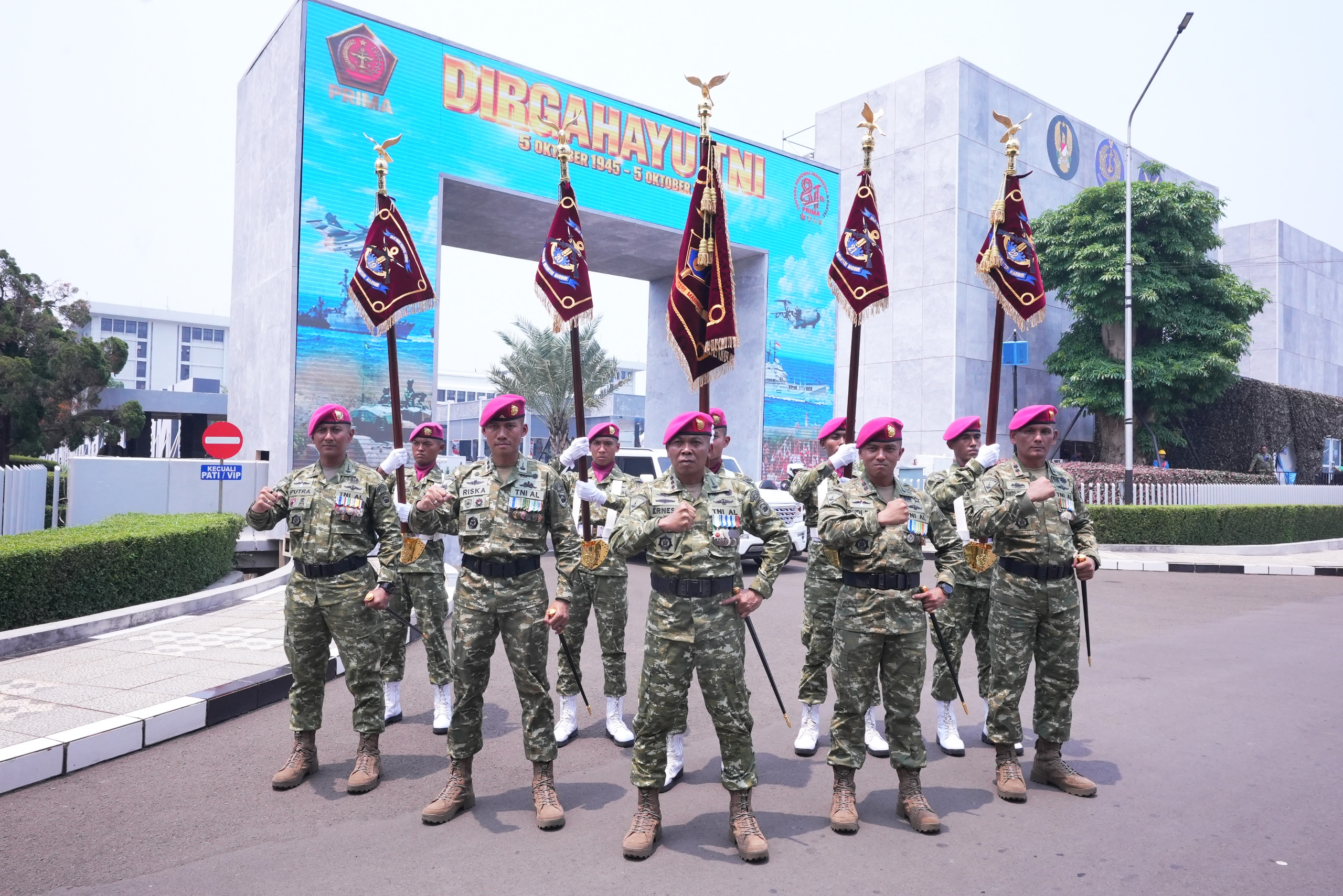 PRESIDEN RI RESMIKAN BRIGIF 6 MARINIR