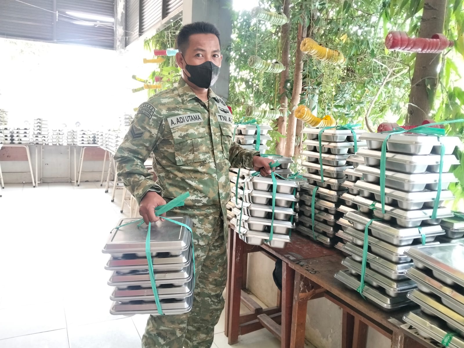 Babinsa Benowo Pastikan Distribusi